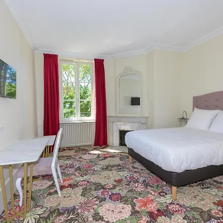 Hotel Logis Du Parc 3*