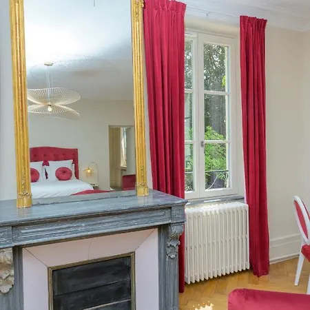 Logis Du Parc Hotel