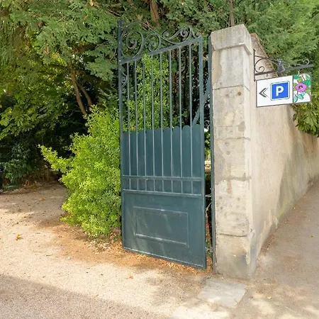 Hotel Logis Du Parc 3*