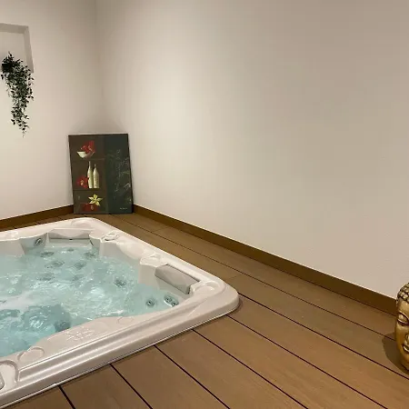 Logis Du Parc 酒店