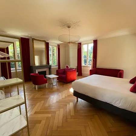 Logis Du Parc 3*
