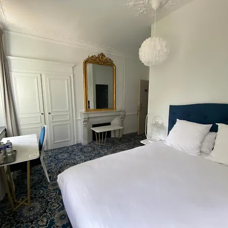 Hotel Logis Du Parc Pont-à-Mousson