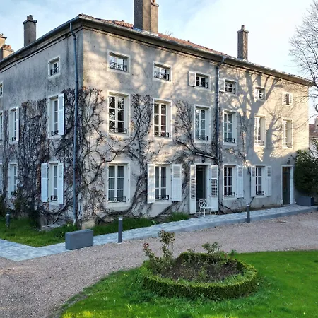 Hotel Logis Du Parc Pont-à-Mousson