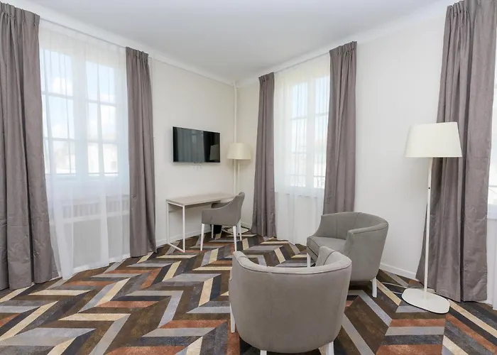 Logis Du Parc Hotel Pont-à-Mousson