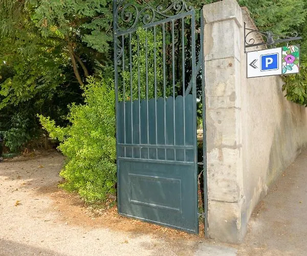 Hotel Logis Du Parc 3*