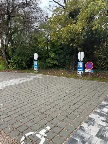 Hotel Logis Du Parc 3*