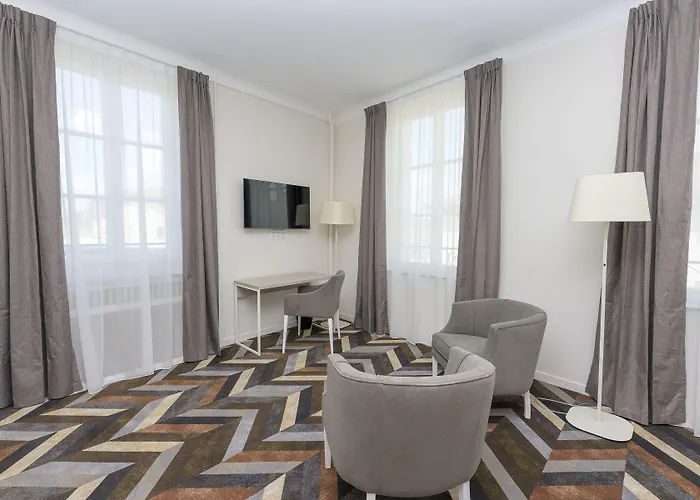 Logis Du Parc Hotel Pont-à-Mousson